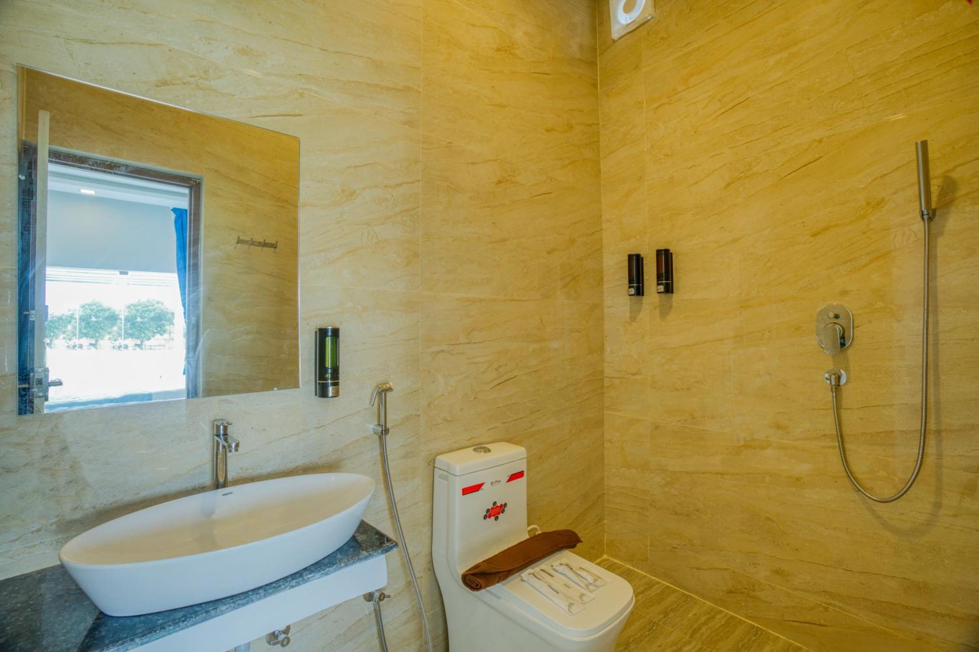 Seaborne Beach Resort Auroville Exterior foto